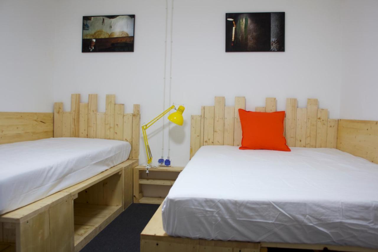 Banat 4 Hostel 부쿠레슈티 외부 사진